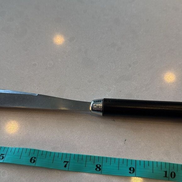 81HmWcvoa9L._AC_UF350,  Japanese barbecue knife 22 inch, wooden handle, definitely nice. Great for chef.
